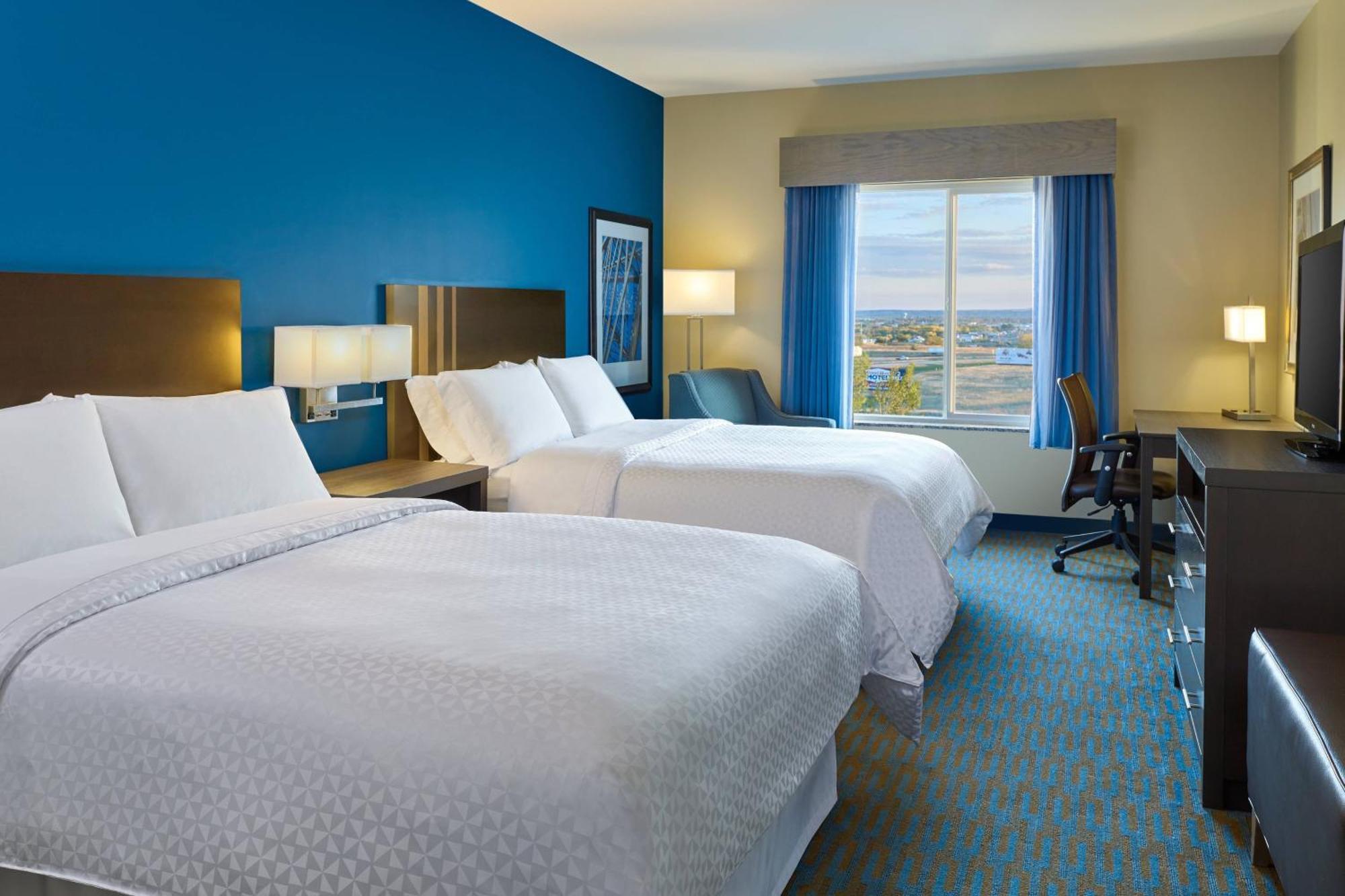 Queen Suite