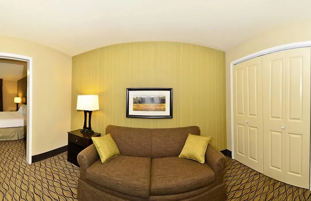 Holiday Inn Express & Suites - Williston By Ihg-1